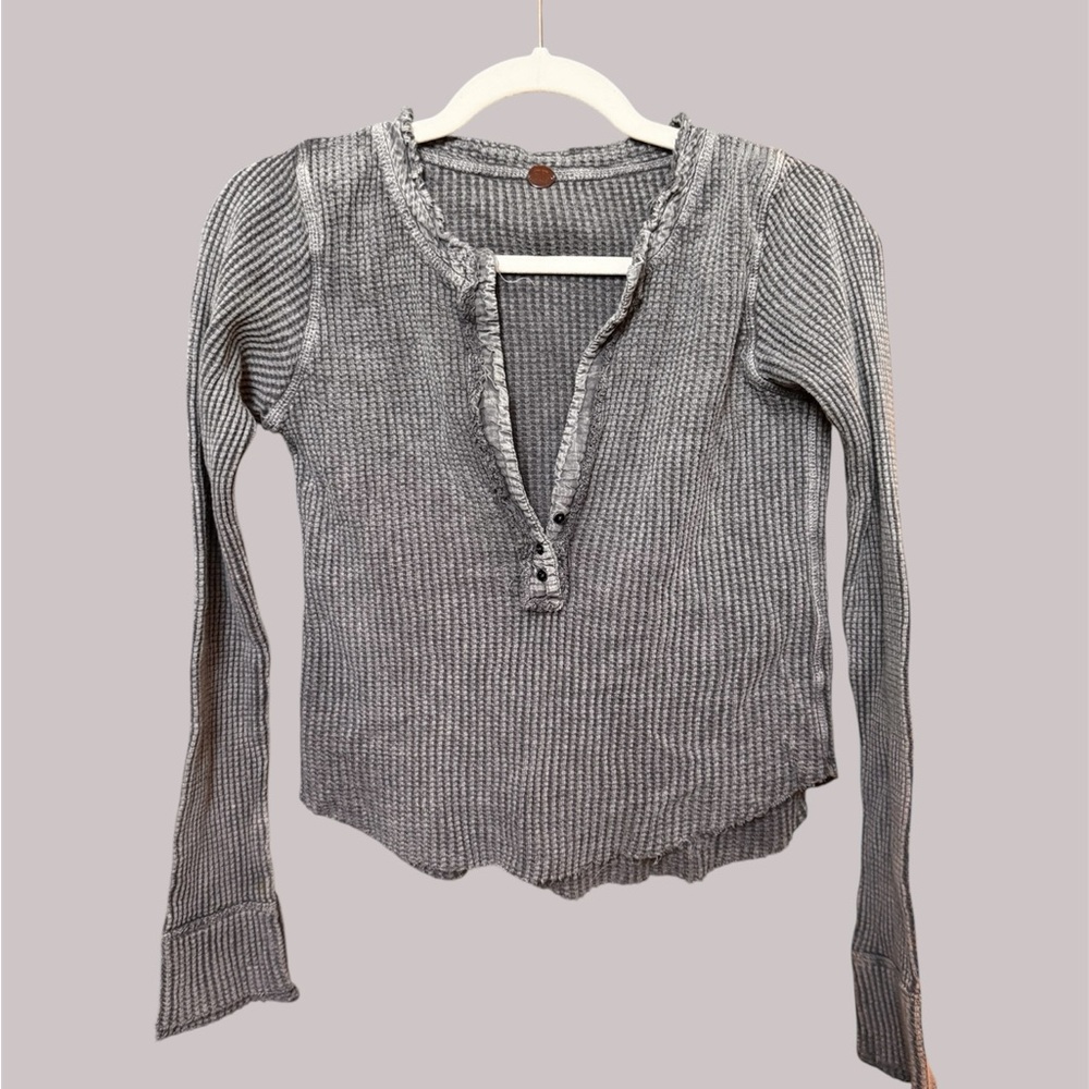 Free People FP One Colt Thermal Waffle Knot Size M Henley Charcoal long sleeve